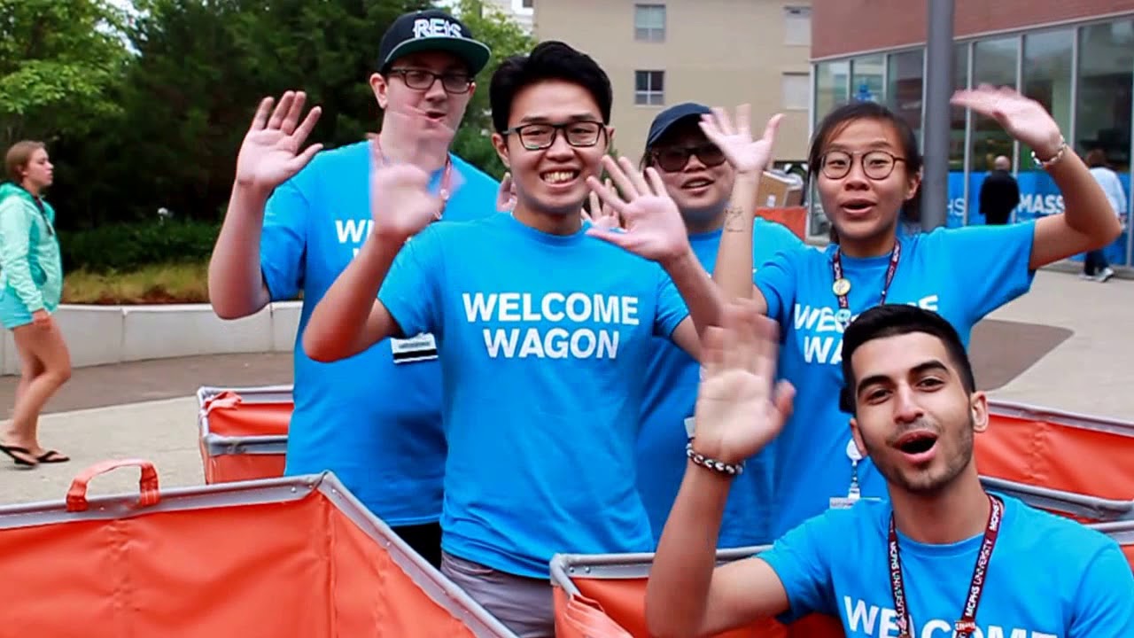 MCPHS: Move-In Days